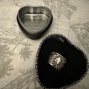 Brighton ring size 7 retired